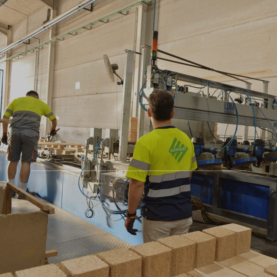 Cómo se crea un palet 100% madera