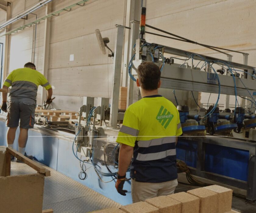 Cómo se crea un palet 100% madera